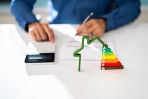 stabilité des aides financières et ajustements stratégiques